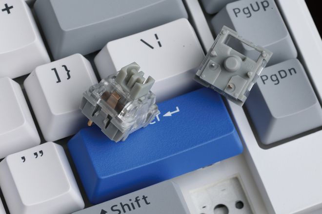 V700DIY-75多模机械键盘J9九游会小巧便携可玩性强！雷柏